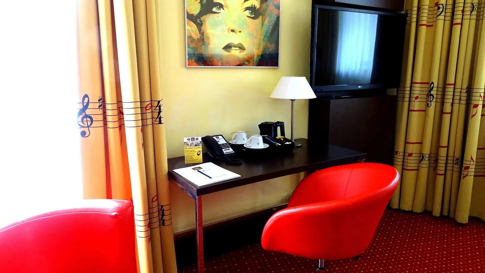 Best Western Plus Amedia Art Salzburg 4*,